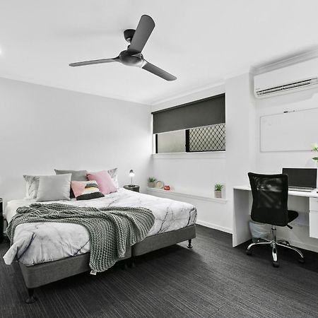 Hostel Mihaven Shared Living - Martyn St Cairns Exterior foto