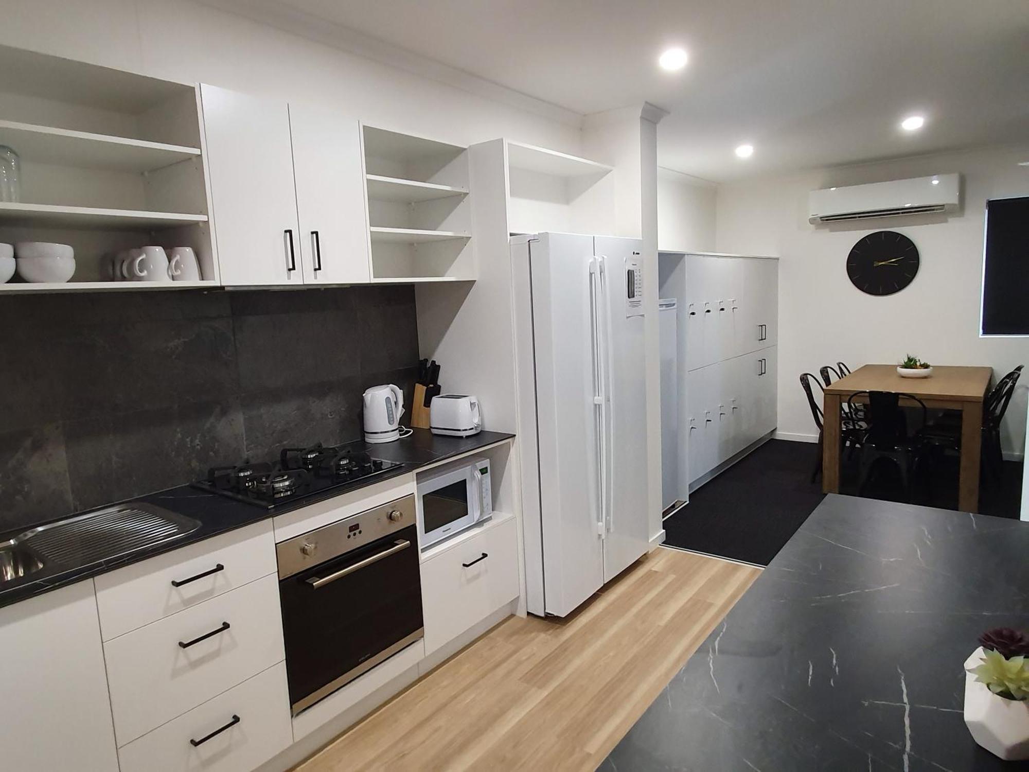 Hostel Mihaven Shared Living - Martyn St Cairns Exterior foto