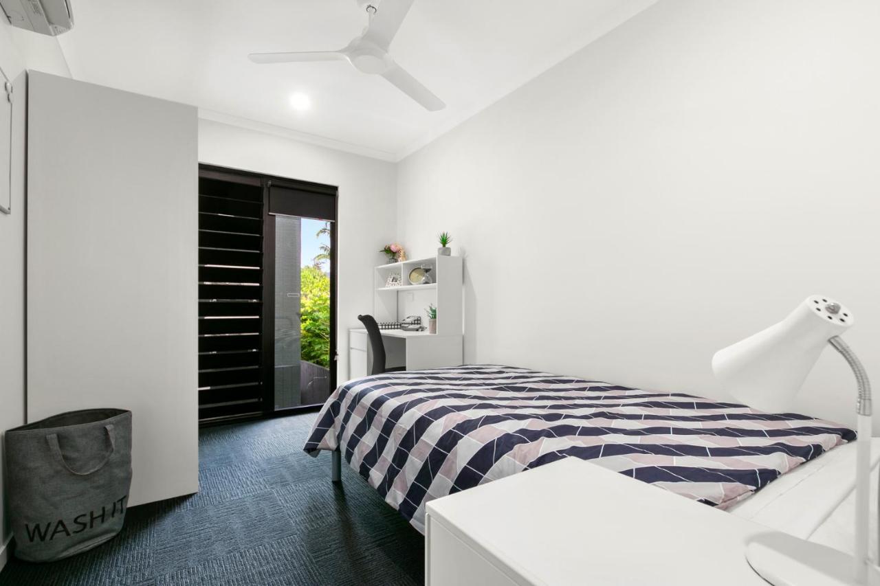Hostel Mihaven Shared Living - Martyn St Cairns Exterior foto
